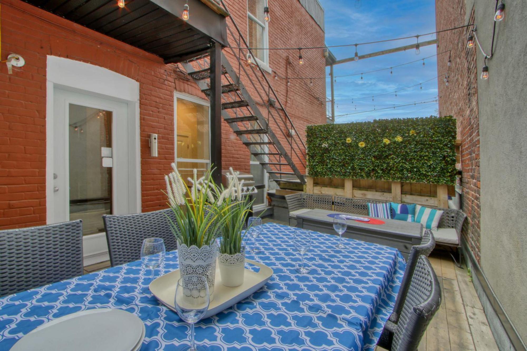 Mtlvacationrentals - The Fabfour Montréal Eksteriør billede
